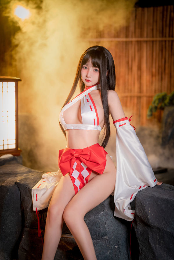 [Bien-être COS] Sakurai Ningning - Pure Miko