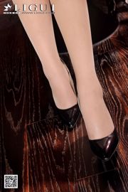 นางแบบ Amily "Long Legs Meat Stockings High Heel OL Beauty" [丽柜 LiGui] ขาสวยและเท้าหยก
