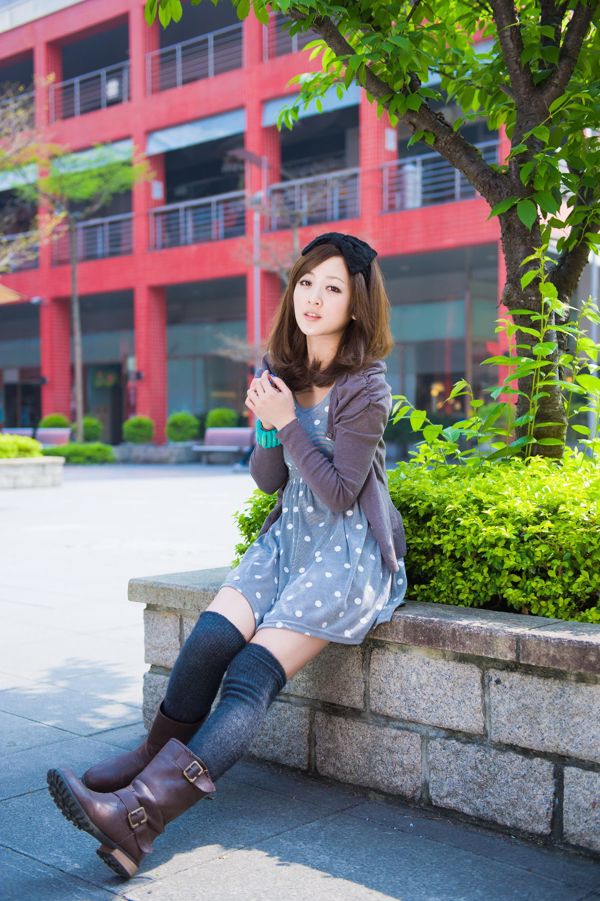 [Taiwan young model] Michelle Xiaoyu/Xie Fuyu "Xinyi District Street Shooting Black Silk OL Series"