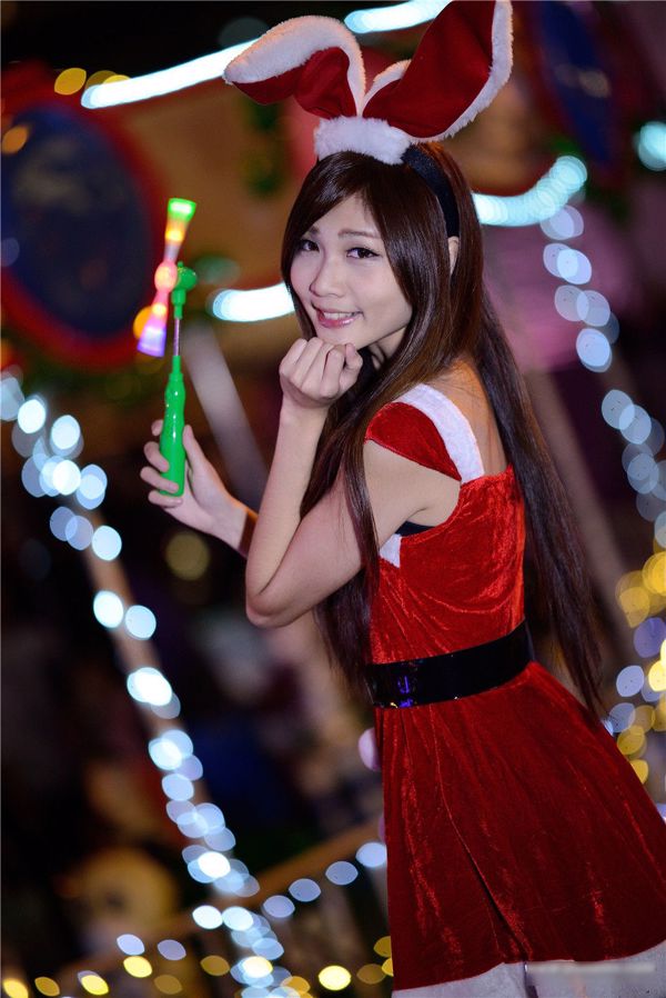 [Taiwan Goddess] Zhang Yazhu chu "Banqiao Station Christmas Outing"